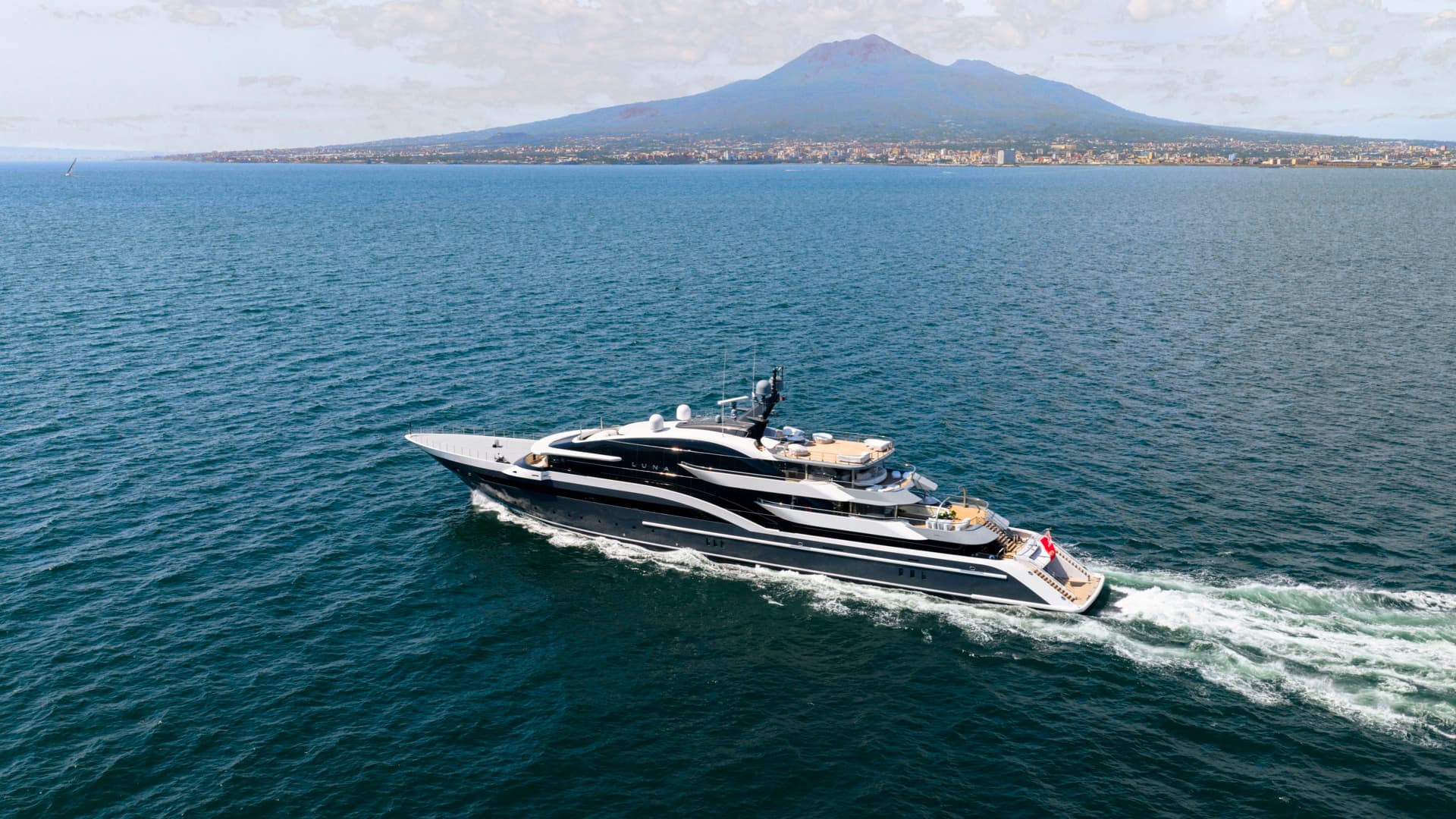 Luxury superyacht at sea — Mogul Yachts